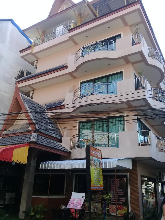 Ban Tyrol Hotel Patong Luaran gambar
