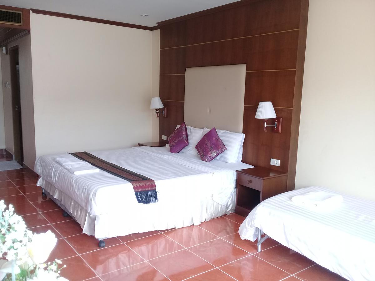 Ban Tyrol Hotel Patong Luaran gambar